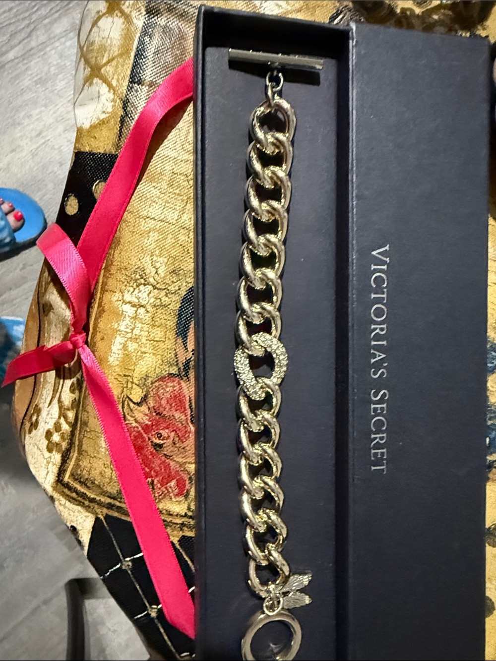 Victoria's Secret Gold Pavé Chunk Chain Bracelet